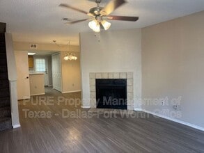 Building Photo - 4004 W Pioneer Dr