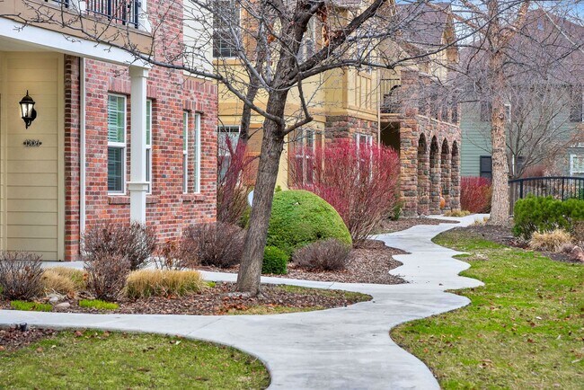 Building Photo - Cute 2x1.5 Condo near Downtown Eagle with ...