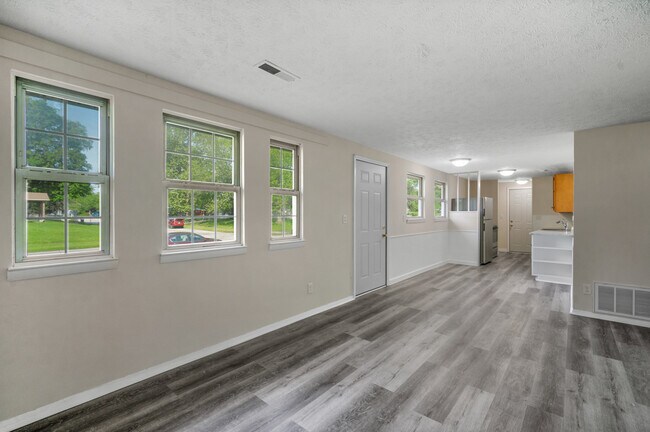 Foto del edificio - 5602 Arrowhead Blvd