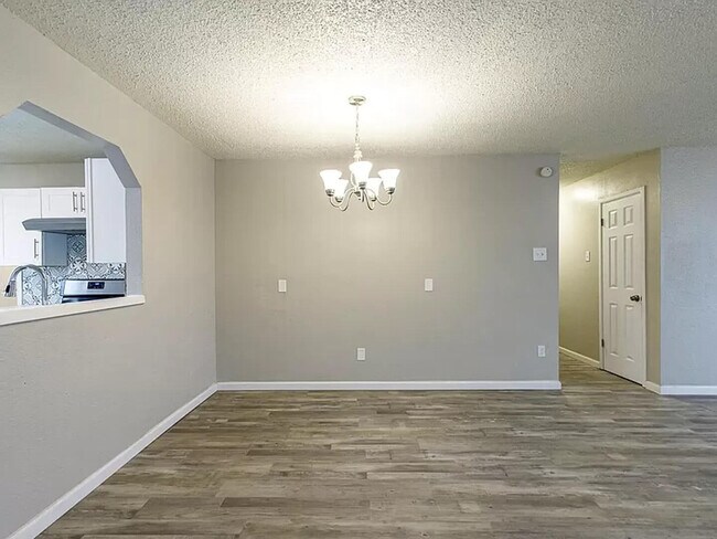 Foto del edificio - 4634 Fordham St