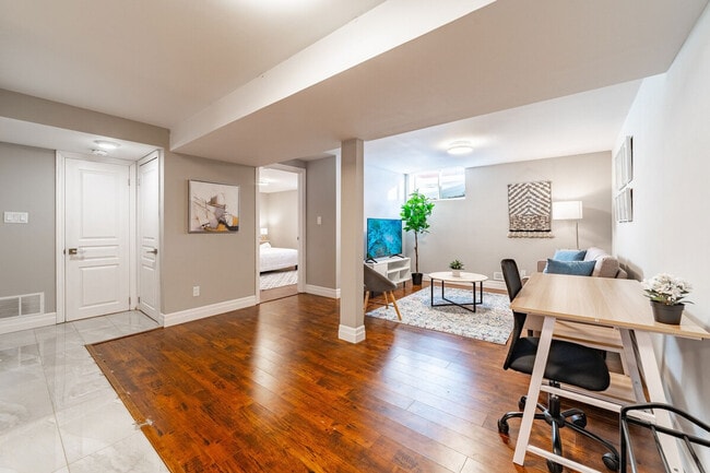 Building Photo - 22 Winding Way