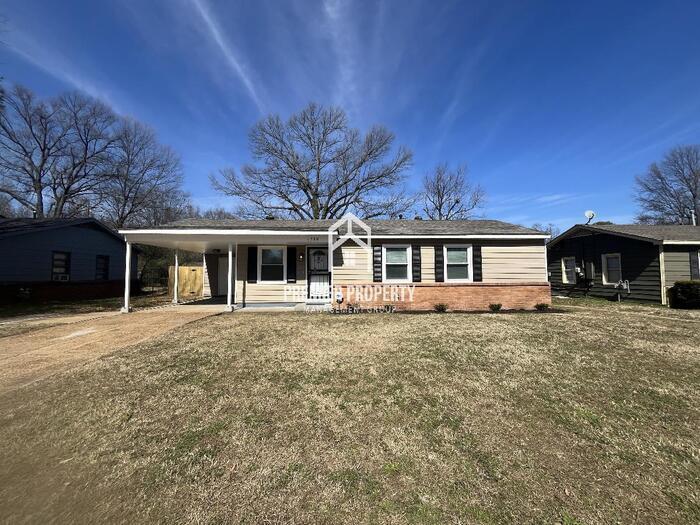 Primary Photo - 1430 Abernathy Rd