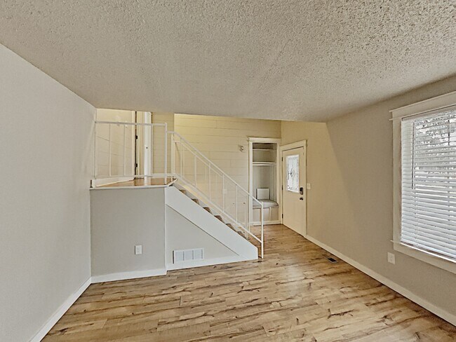 Building Photo - 3207 S Idalia St