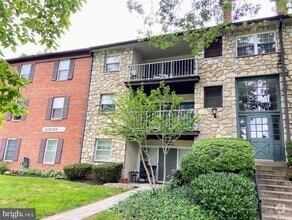 Building Photo - 83 Drummers Ln