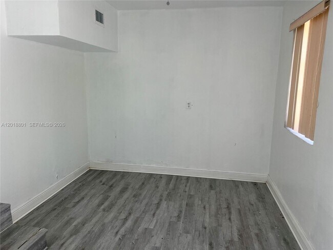 Building Photo - 1801 NW 88th St