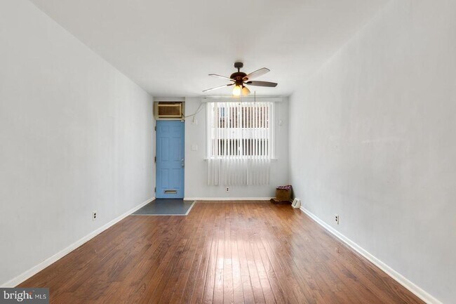 Foto del edificio - 2503 E Auburn St