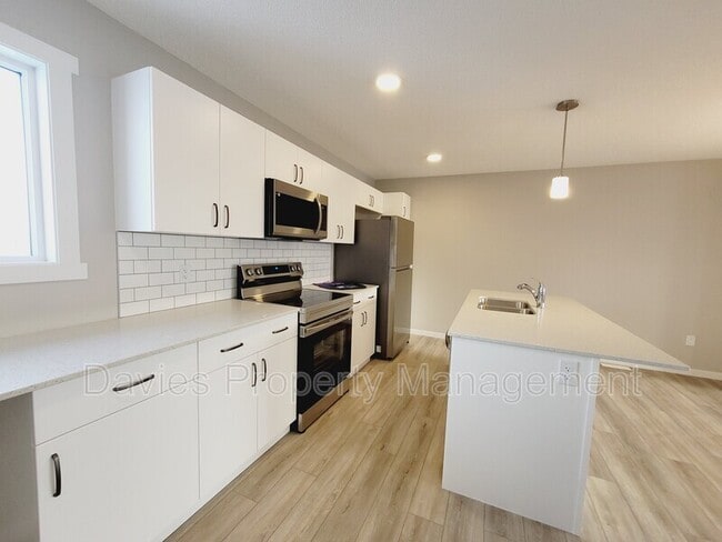 Building Photo - 1111 Cy Becker Rd NW