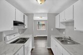Foto principal - Beautifully Updated 1 Bed/1 Bath Apartment...