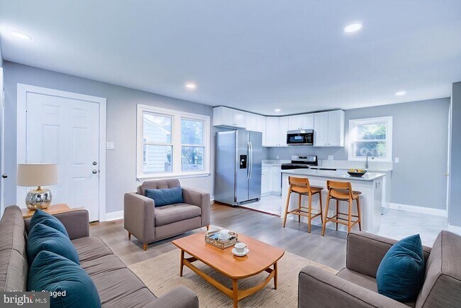 Foto del edificio - 3205 Henderson Ave