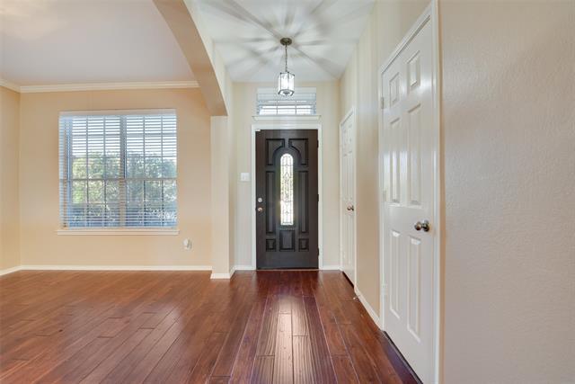 Foto del edificio - 2042 Brook Meadow Dr
