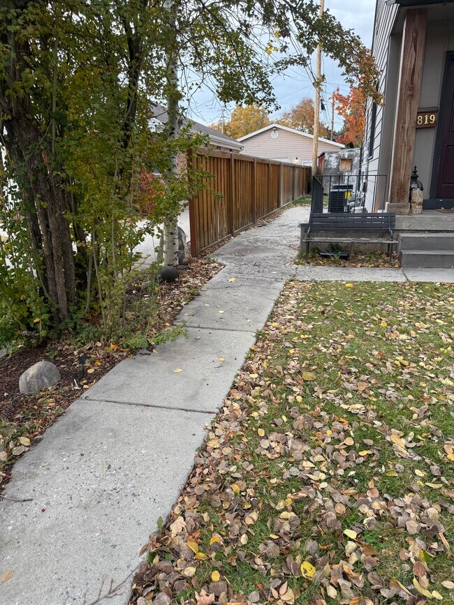 Foto del edificio - 1819 E Parleys Canyon Blvd