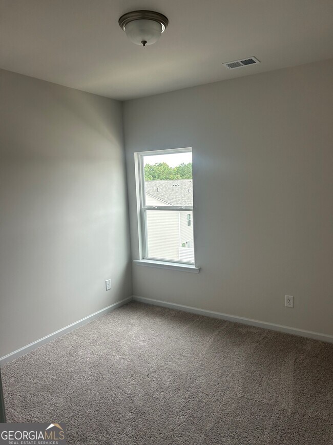 Foto del edificio - 67 Professional Pl