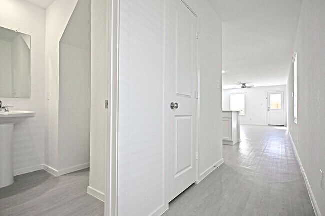 Foto del edificio - 11822 Bluebell Rdg