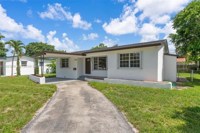 Building Photo - 7150 SW 10th St