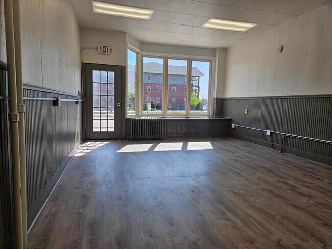 Foto del edificio - 66 Racine St