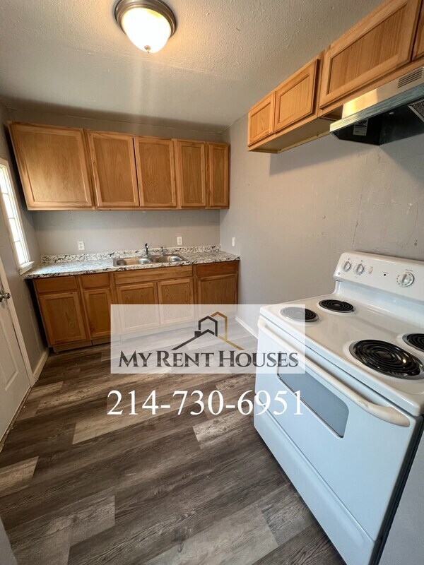 1908 Village Way, Dallas, TX 75216 Condo for Rent in Dallas, TX