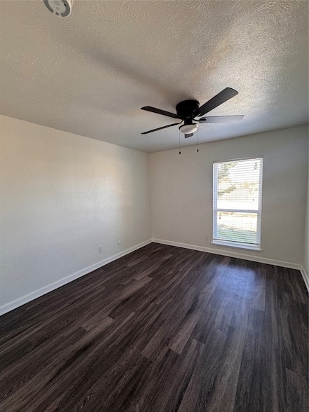 Building Photo - 7512 Independence Dr