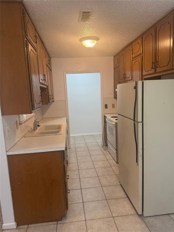 Foto del edificio - 315 Willow Pl