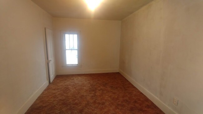 bedroom - 315 S 3rd St