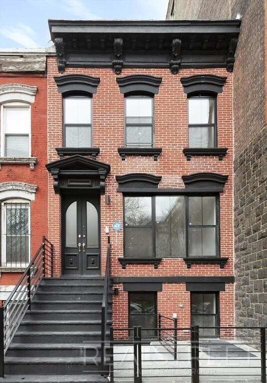 Primary Photo - Park Avenue