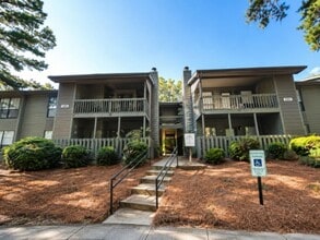 Building Photo - 1820 Tryon Dr