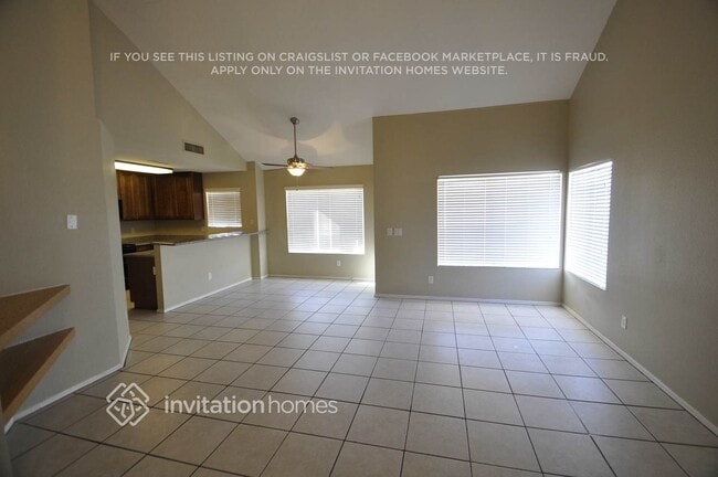 Building Photo - 10246 N 66th Ave