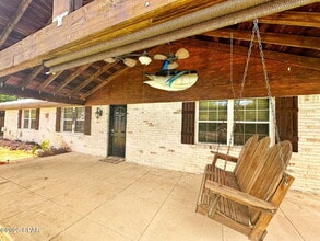Building Photo - 112 Woodlawn Dr