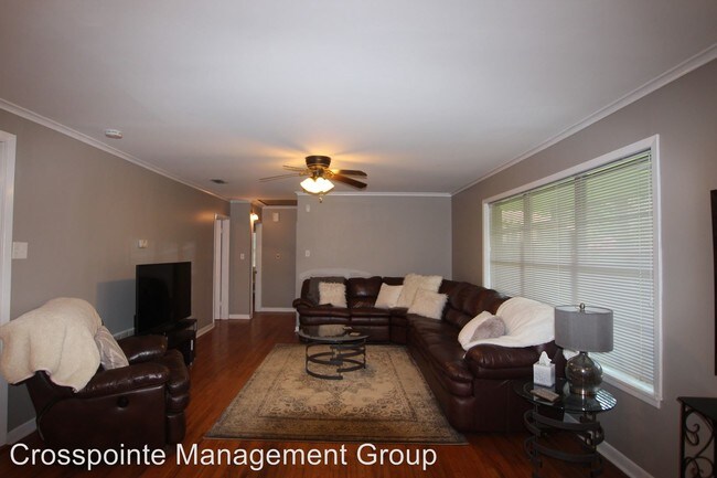 Foto del edificio - 3 br, 1.5 bath House - 523 Victory Dr.