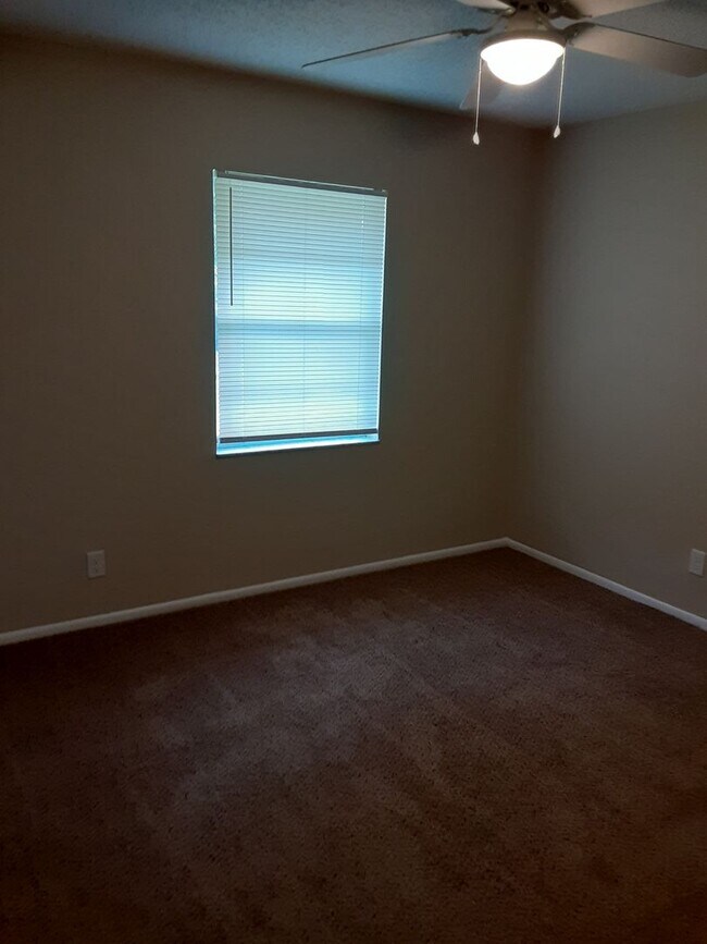 Foto del edificio - Beautiful 3 Bed 1 Bath Single Family Home
