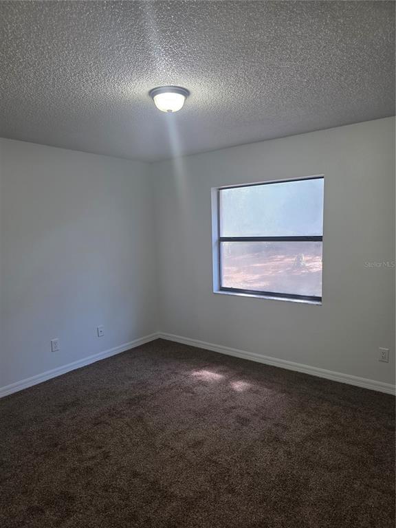 Building Photo - 27 Juniper Track Dr