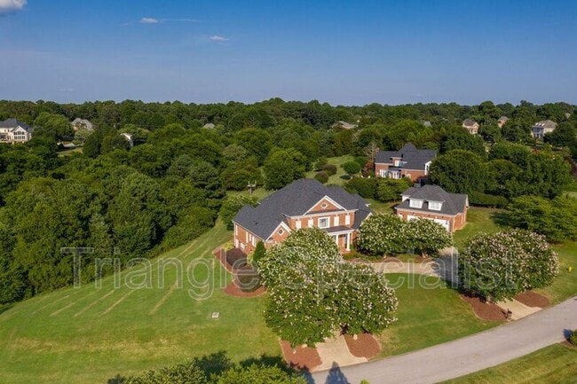 Foto del edificio - 6028 Crescent Knoll Dr