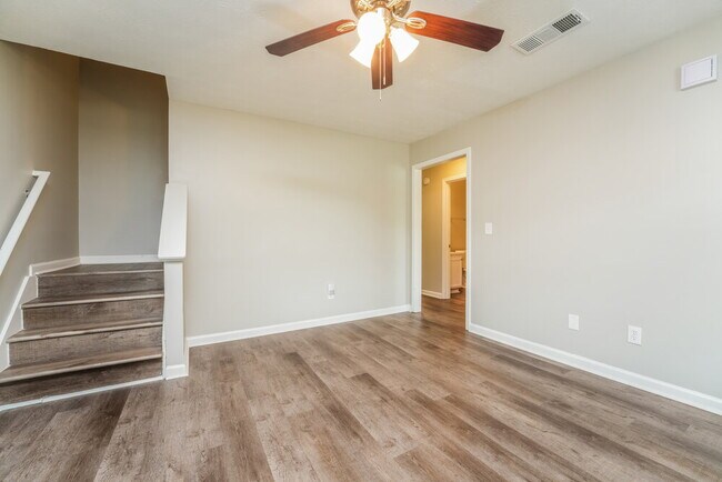 Building Photo - 160 Chandler Fields Dr