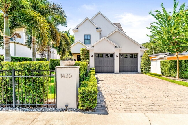 Experience Elegance and Comfort: Spacious ... - Experience Elegance and Comfort: Spacious ... Apartment