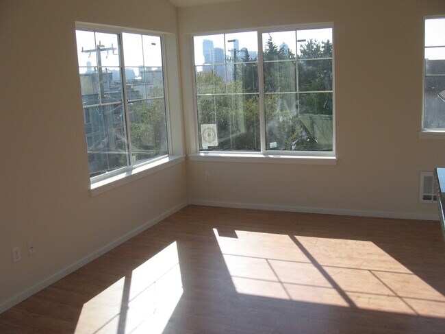 Foto del edificio - 1213 6th Ave N