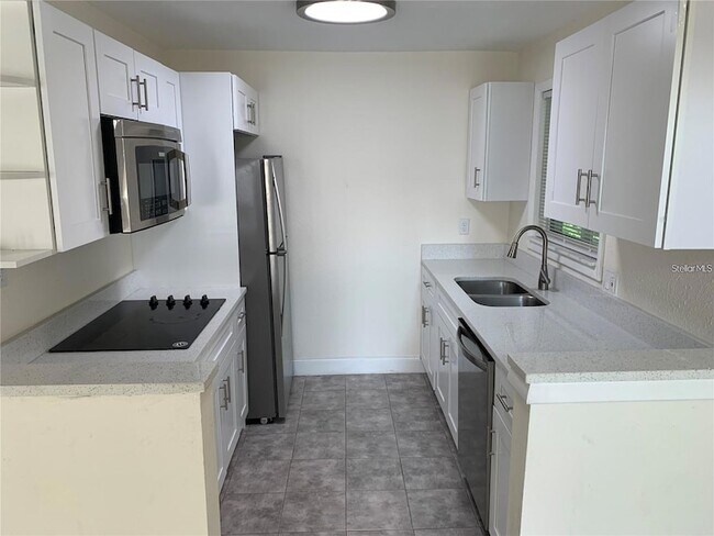 Foto del edificio - 17202 Sandalwood Dr
