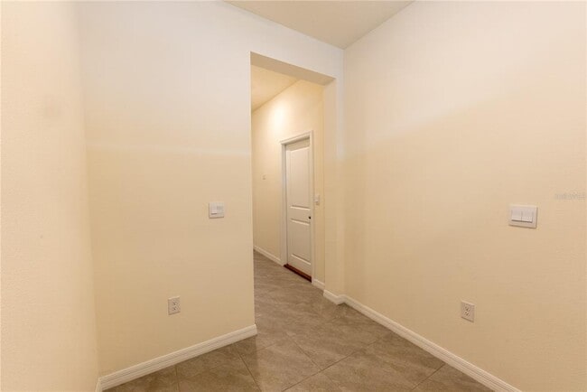 Building Photo - 33027 Tulip Petal Ln