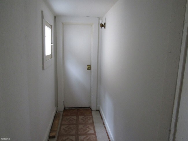 Foto del edificio - 222 W Franklin St