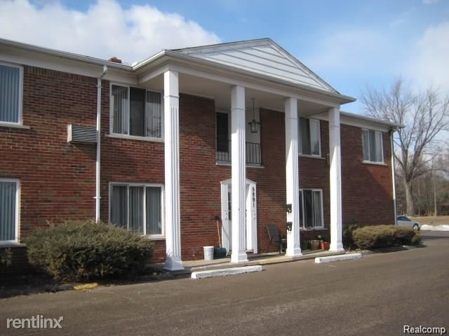 Primary Photo - 5870 Ponderosa Dr