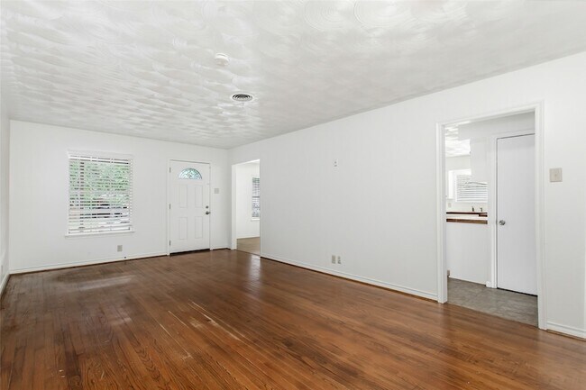 Foto del edificio - 11050 Wyatt St