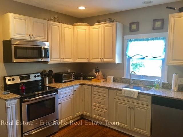 Primary Photo - 161 Lynnfield St