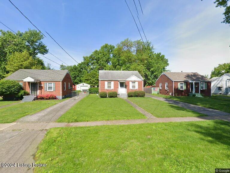 1131 W Indian Trail, Louisville, KY 40213 House Rental in Louisville