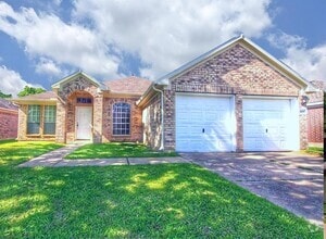 Building Photo - 4915 Lochman Ln