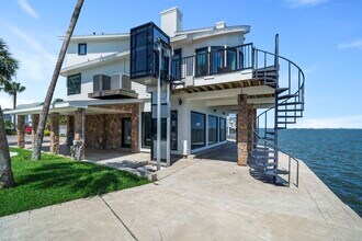 Building Photo - 102 Lanai St