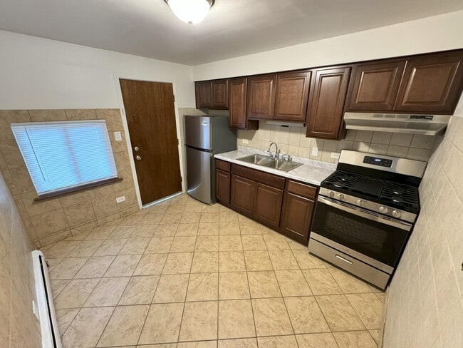 Foto del edificio - 3829 W 124th Pl