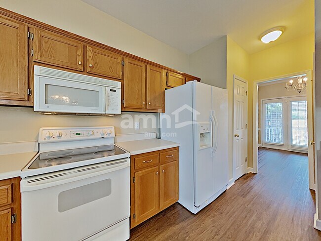 Foto del edificio - 2662 Hansford Dr