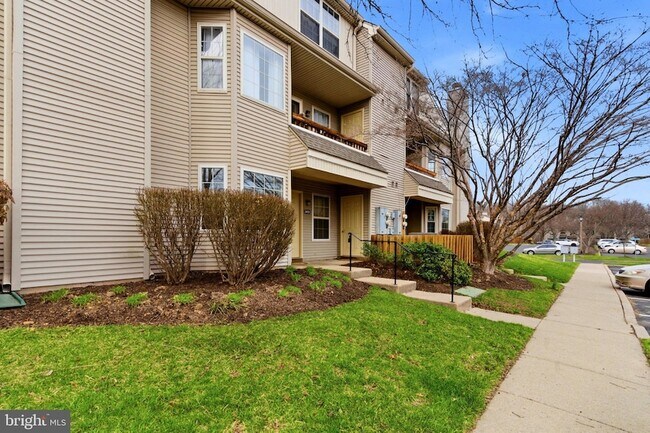 Building Photo - 3403 Waltham Ct