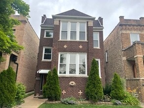 Building Photo - 4936 W Hutchinson St