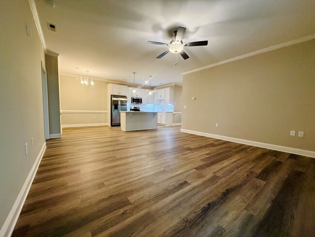 Building Photo - Anderson Creek Club Golf Course View - Available Now
