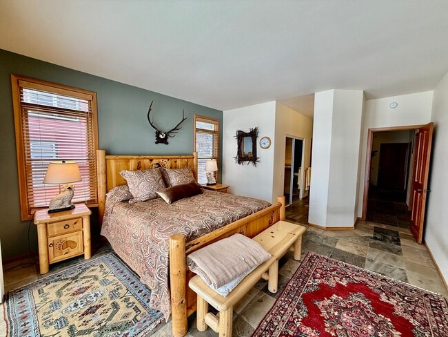 Foto del edificio - Snowcreek V – Stunning 4 Bed, 3 Bath Corner Unit