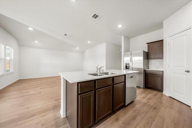Building Photo - 1532 Skyline Dr